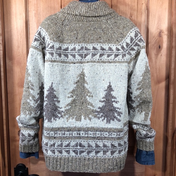 Vintage Ralph Lauren Hand Knit w/ Leather Buttons - Picture 4 of 16